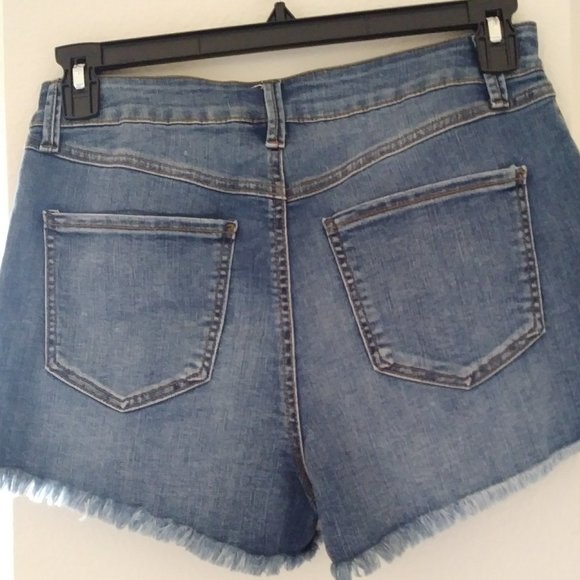 SOLD SOLD SOLD Rewash The Wedge Super High Rise 9/29 Shorts - Picture 3 of 16